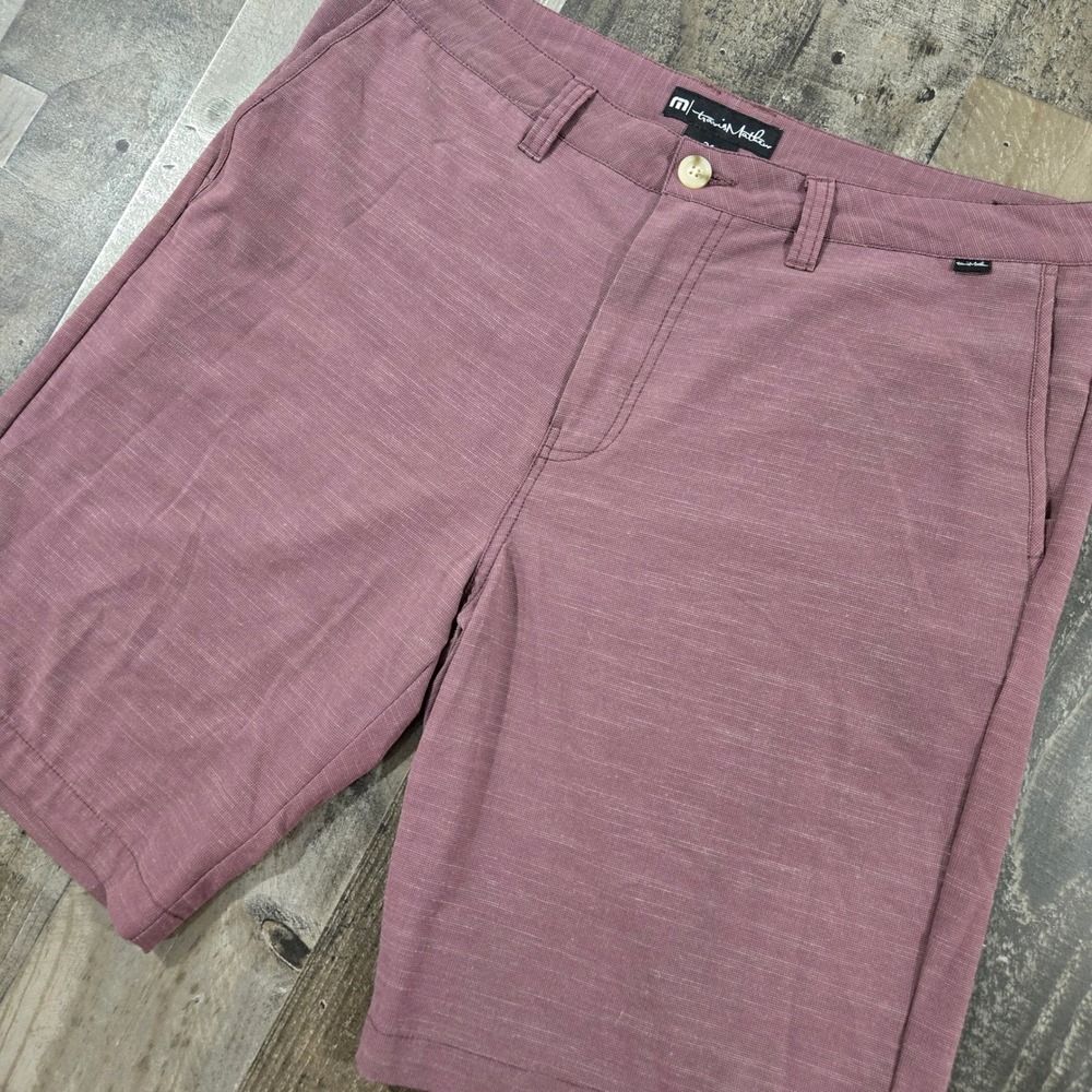 TravisMathew Men's On A Boat Hybrid Golf Shorts Heathered Mauve Ruby Wine 36